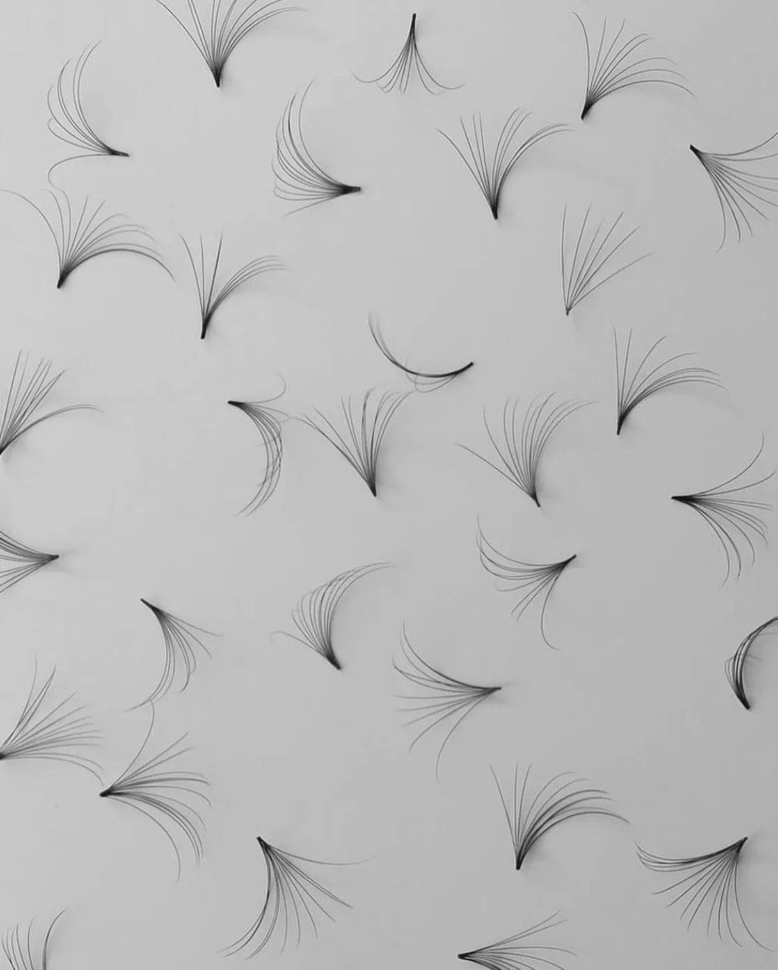 Classic? Hybrid? Volume? Lash styles explained